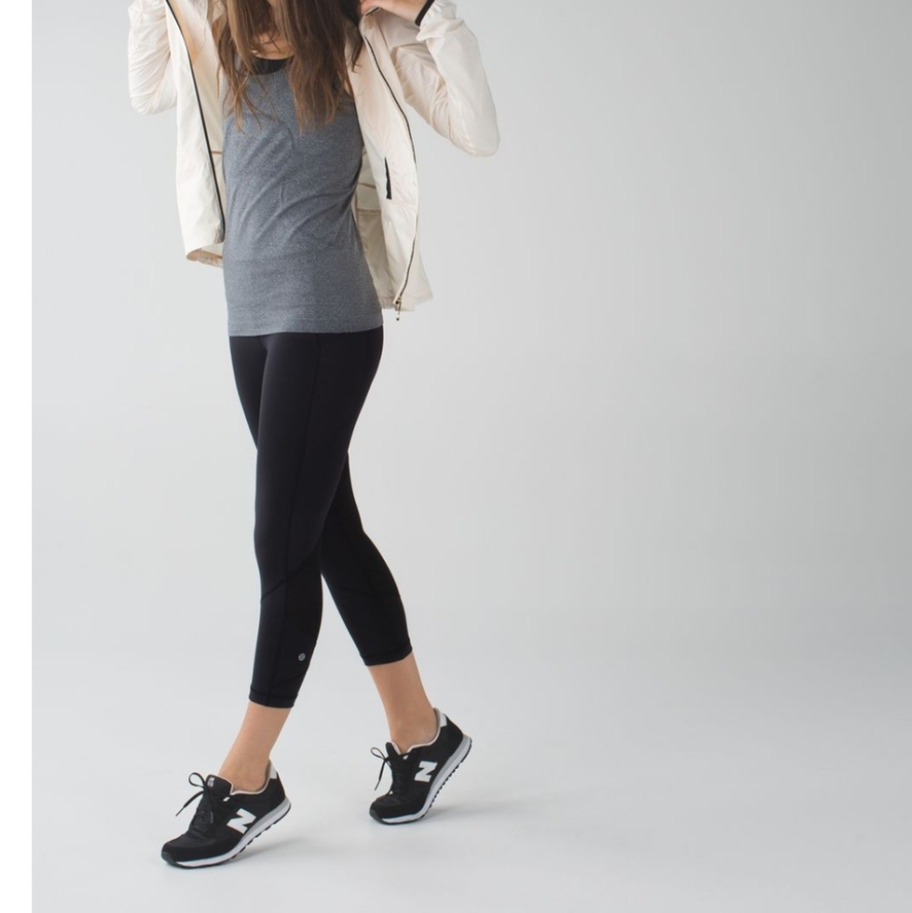 lululemon pace rival crop